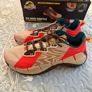 Jurassic Park Limited Edition NIB Zig Devil Kinetica Reebok Jeep Sneaker